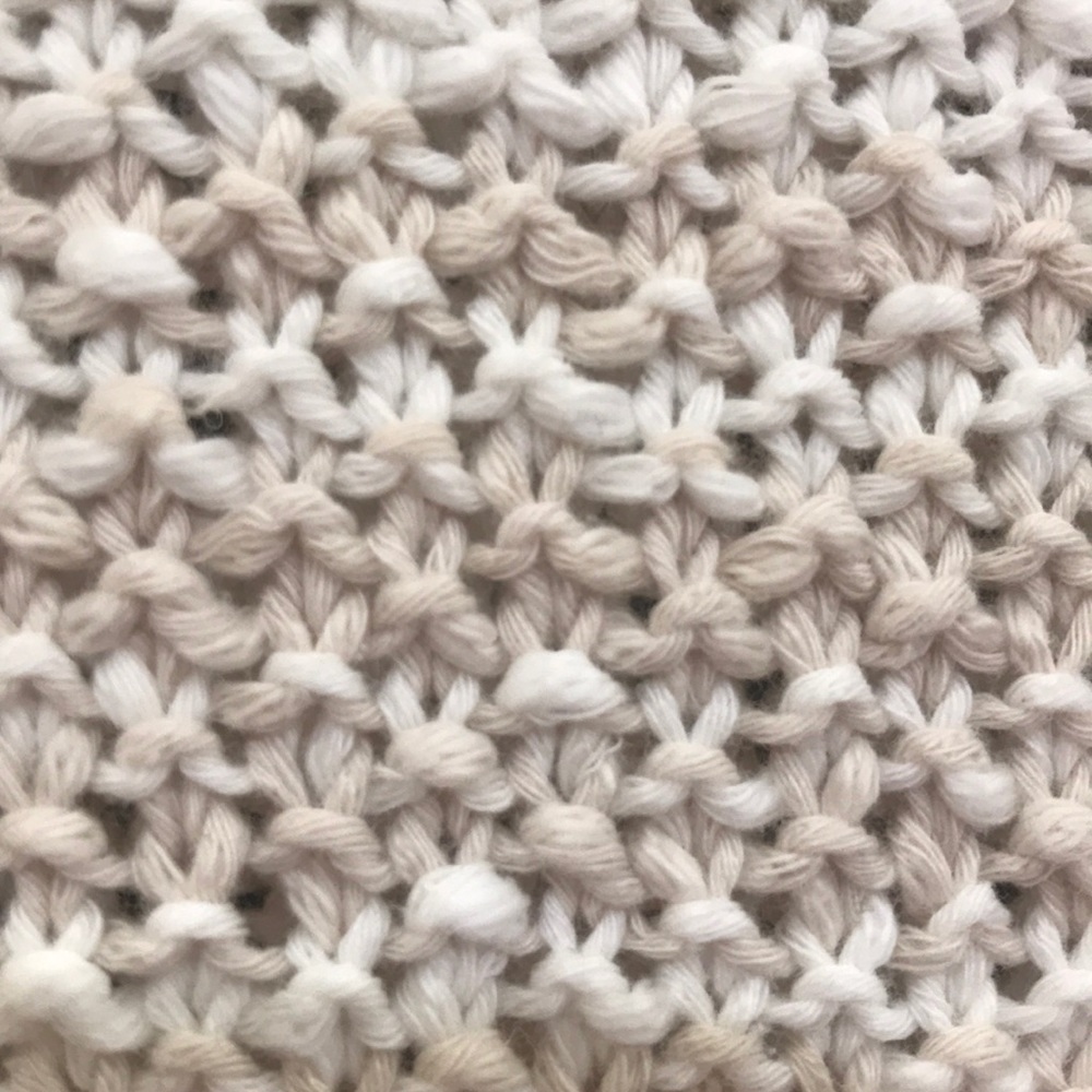 Chico’s light sweater - Picture 6 of 6